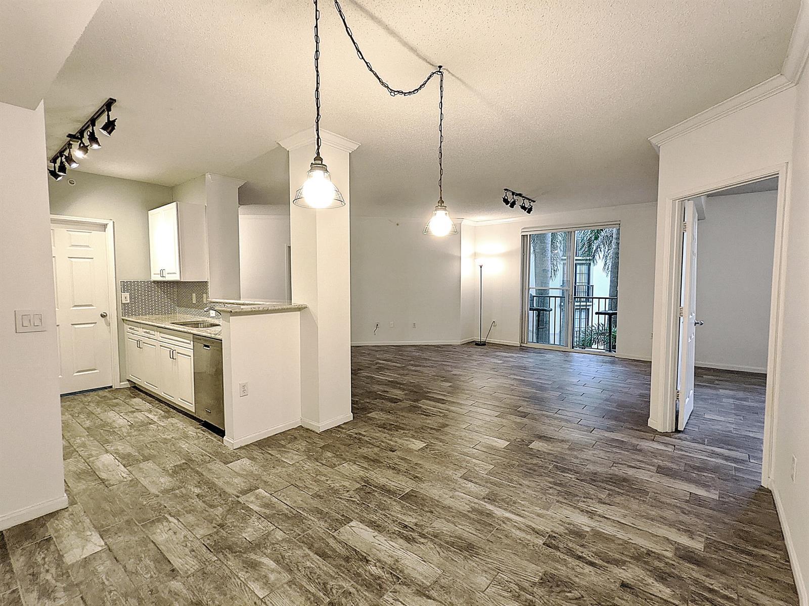 630 S SAPODILLA Avenue # 308, West Palm Beach FL 33401