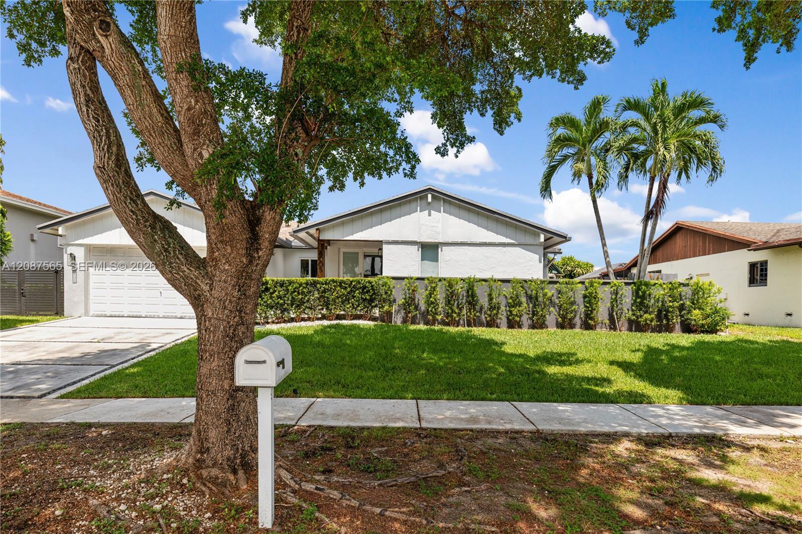 8005 SW 198th Ter, Cutler Bay FL 33189