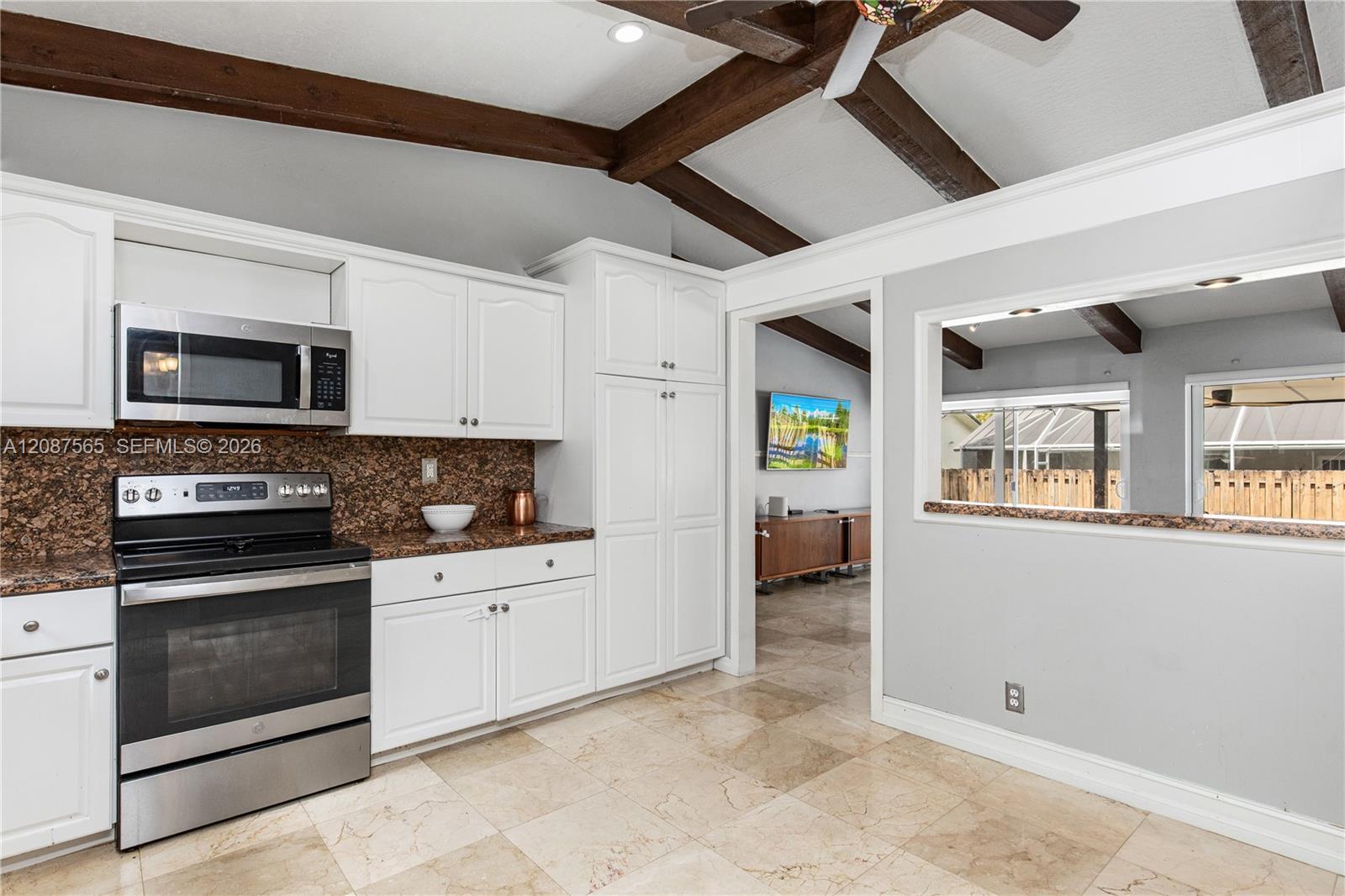 8005 SW 198th Ter, Cutler Bay FL 33189 photo 5