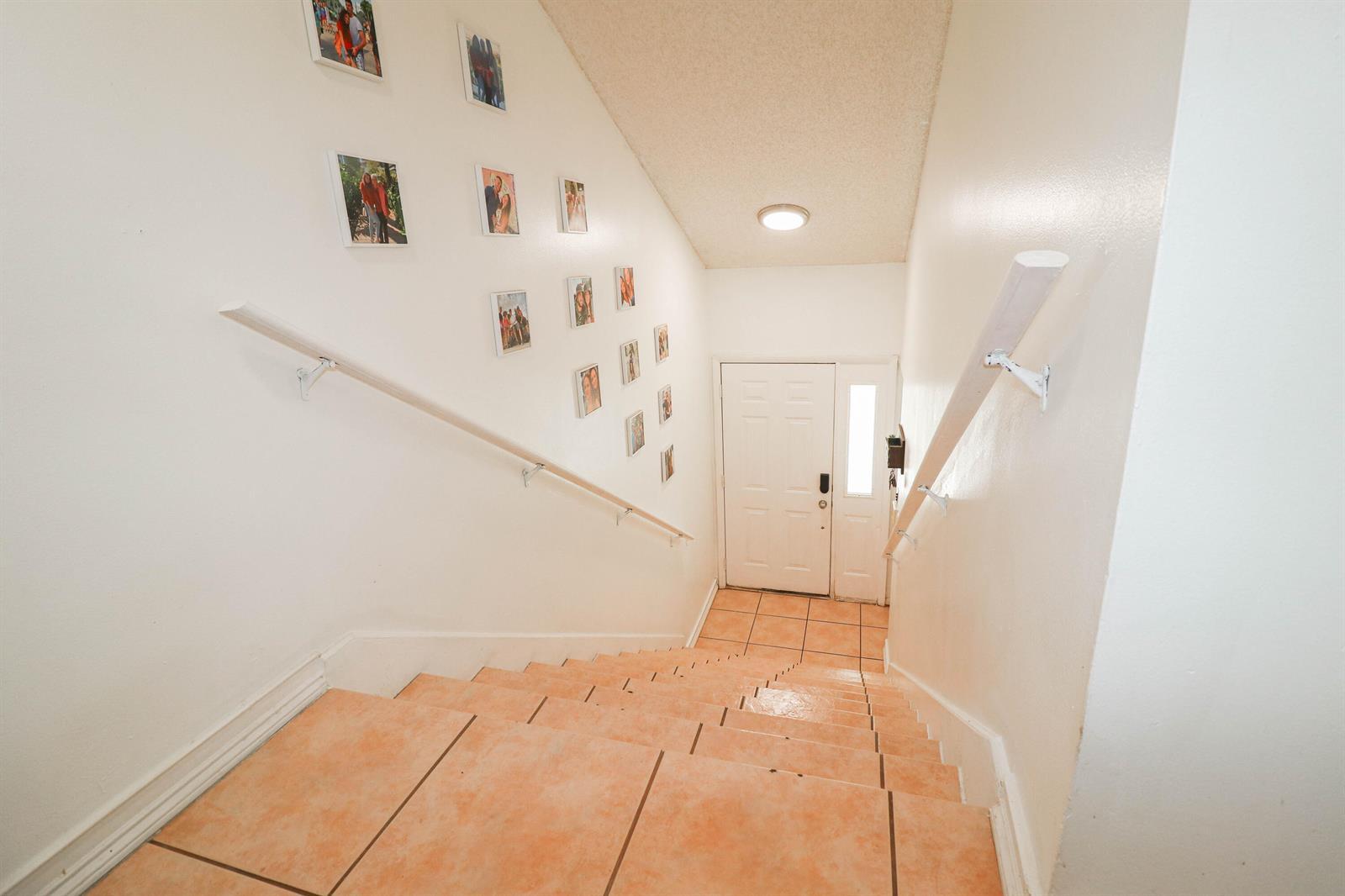 2646 SE 21st Court # D, Homestead FL 33035 photo 2