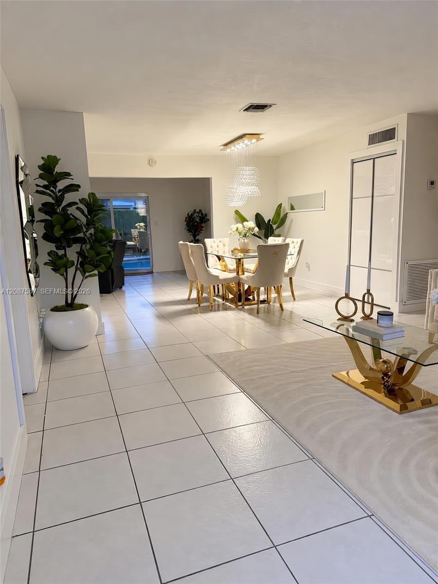 7730 NW 42nd St, Hollywood FL 33024 photo 2