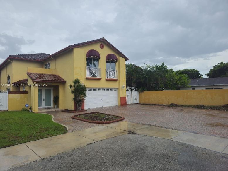 19403 NW 82nd Pl # 19403, Hialeah FL 33015 photo 2