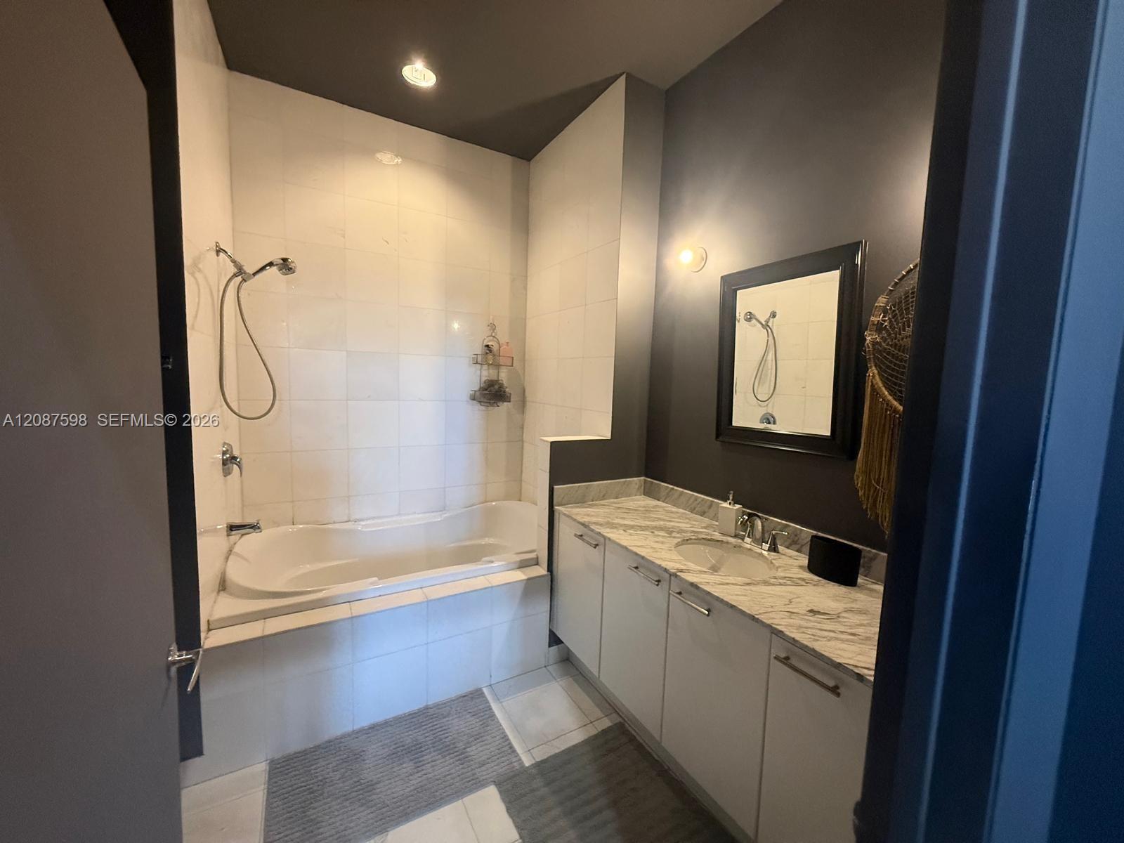 2001 Meridian Ave # 428, Miami Beach FL 33139 photo 5