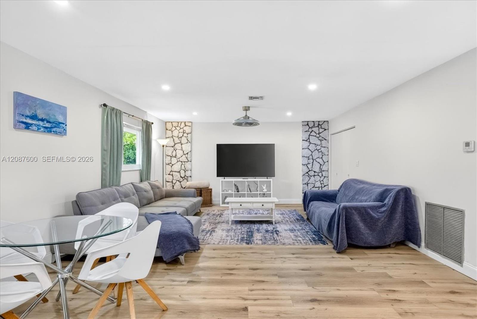 3211 Calle Largo Dr, Hollywood FL 33021 photo 4
