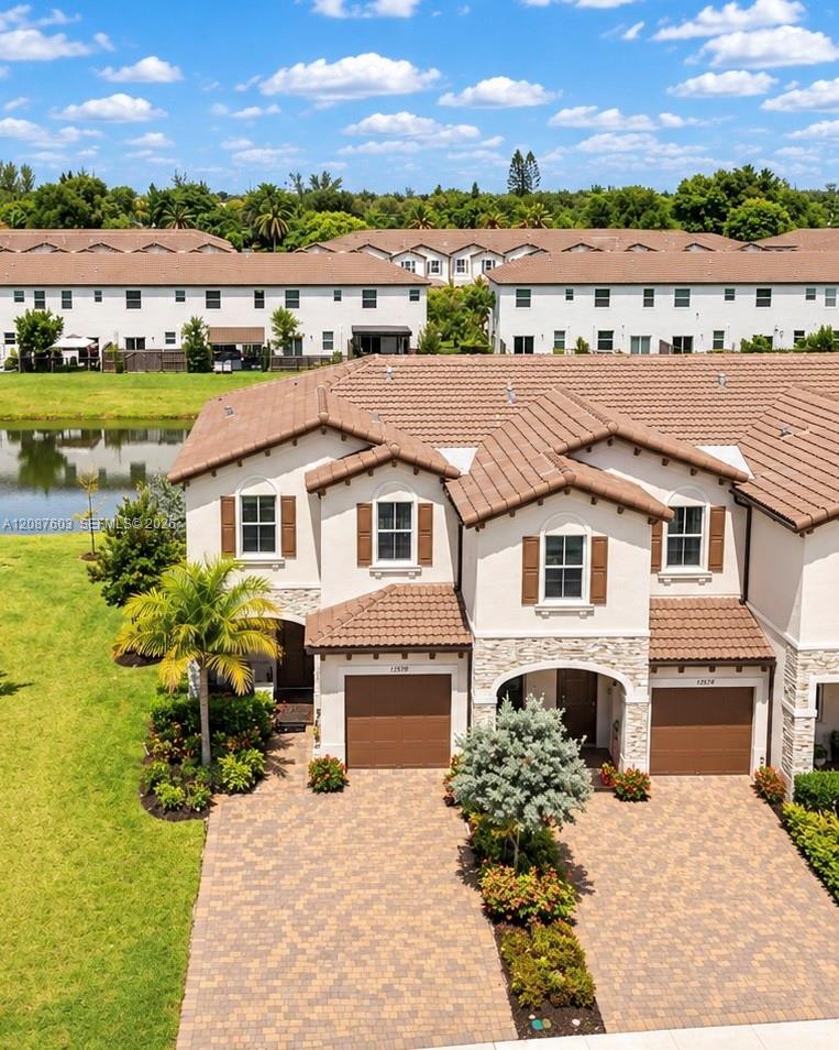 12570 NW 22nd Pl, Miami FL 33167 photo 2