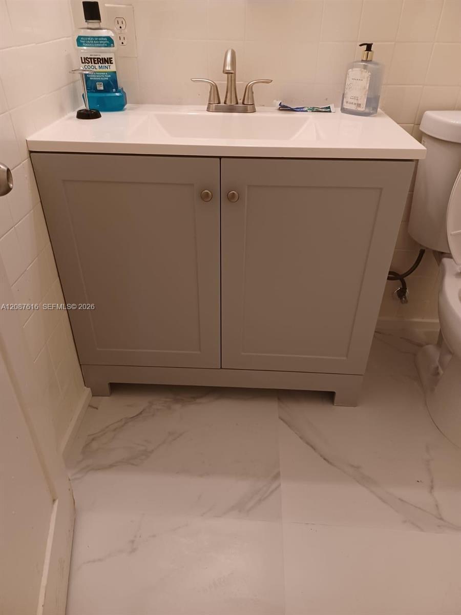 1310 NW 52nd St, Miami FL 33142 photo 5