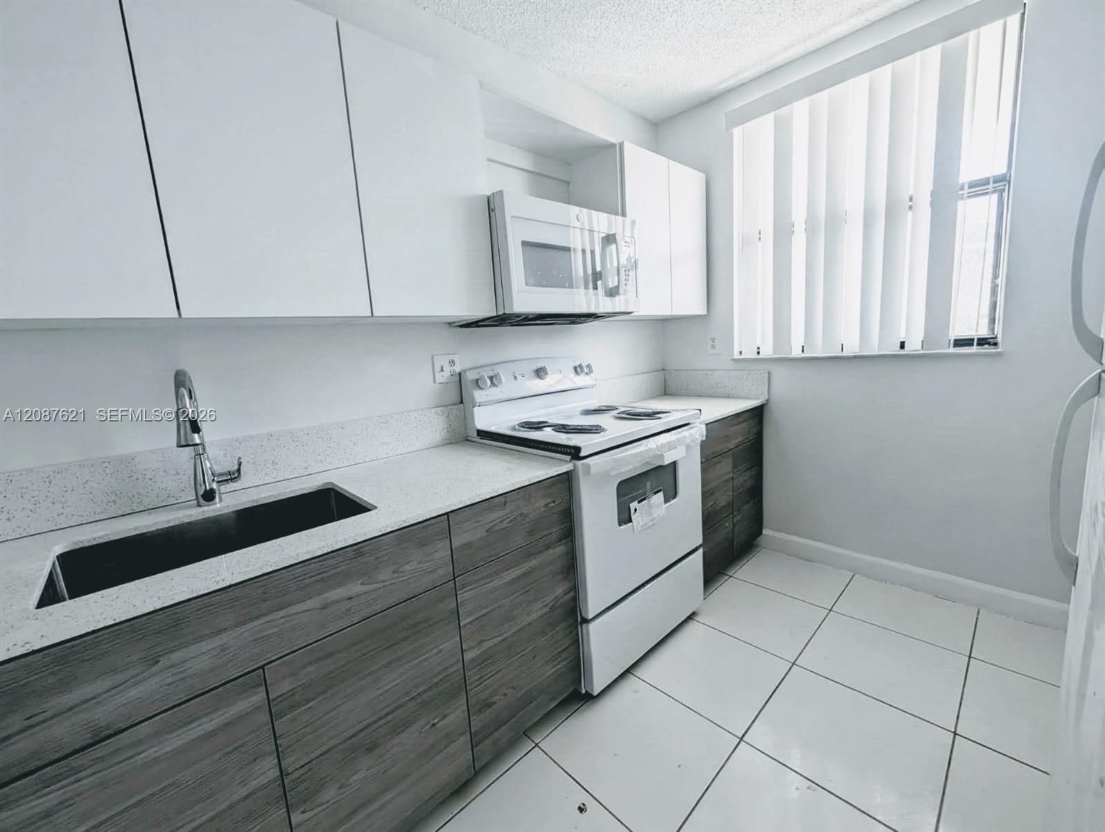8429 Forest Hills Dr # 305, Coral Springs FL 33065 photo 3