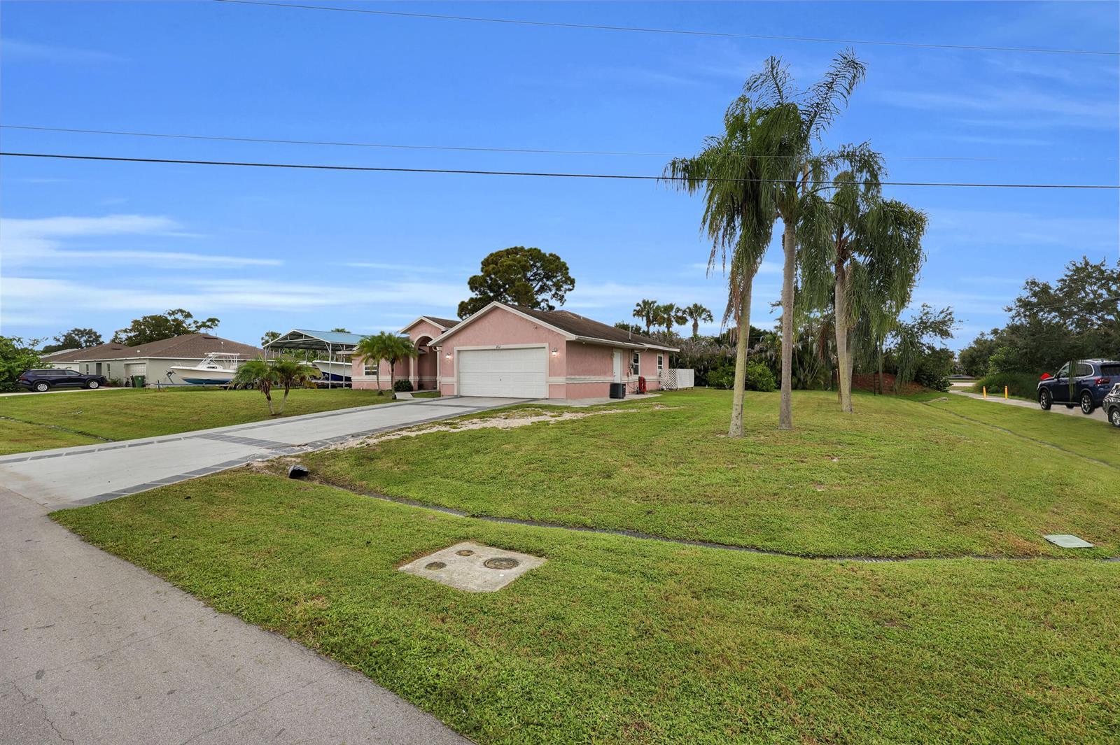 202 SE Grove Avenue, Port St. Lucie FL 34983 photo 2