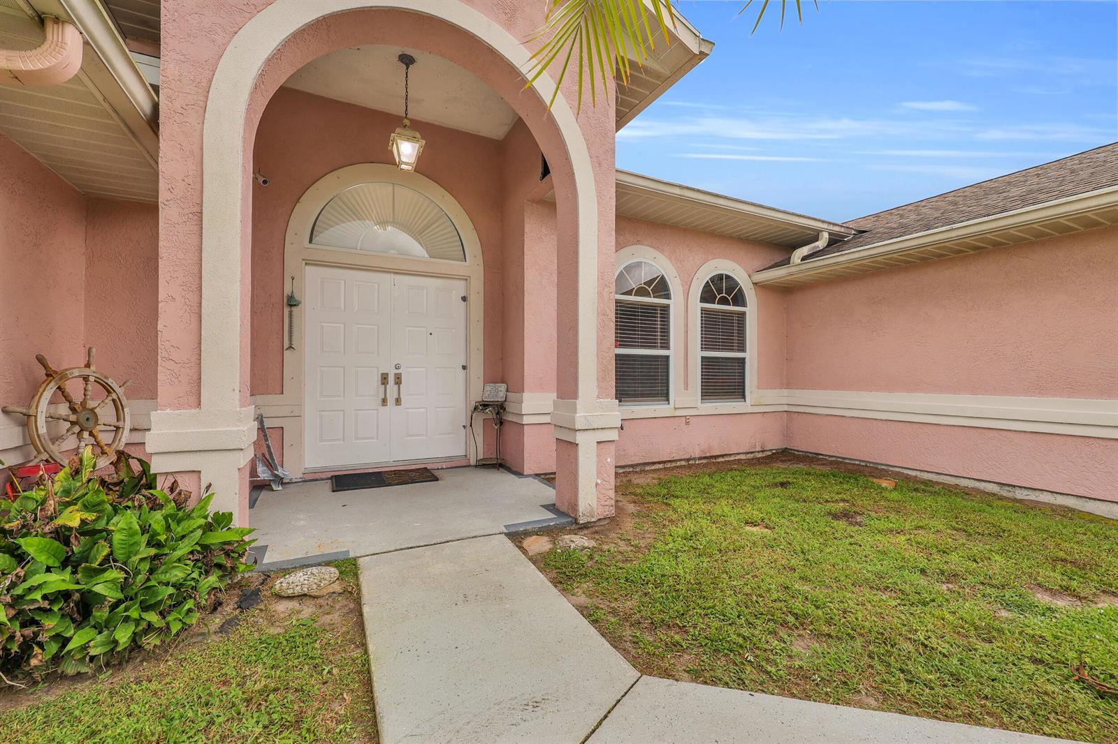 202 SE Grove Avenue, Port St. Lucie FL 34983 photo 4