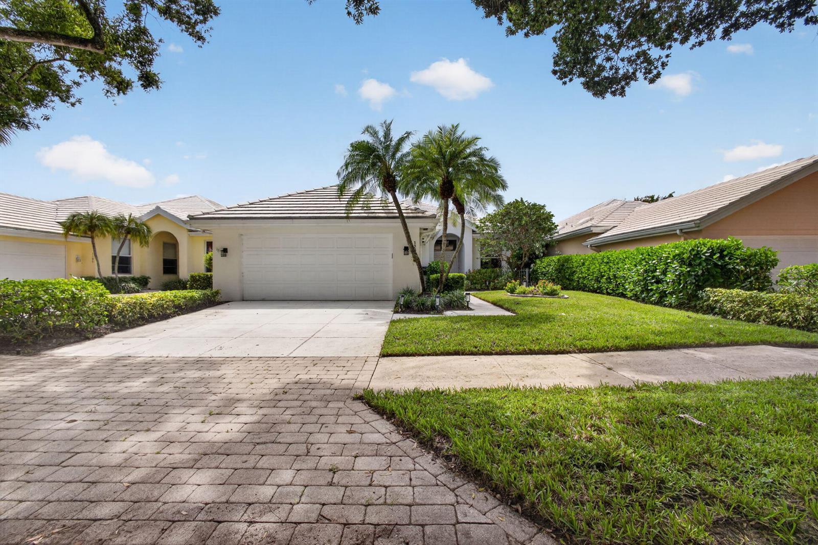 1205 Gator Trail, West Palm Beach FL 33409 photo 2