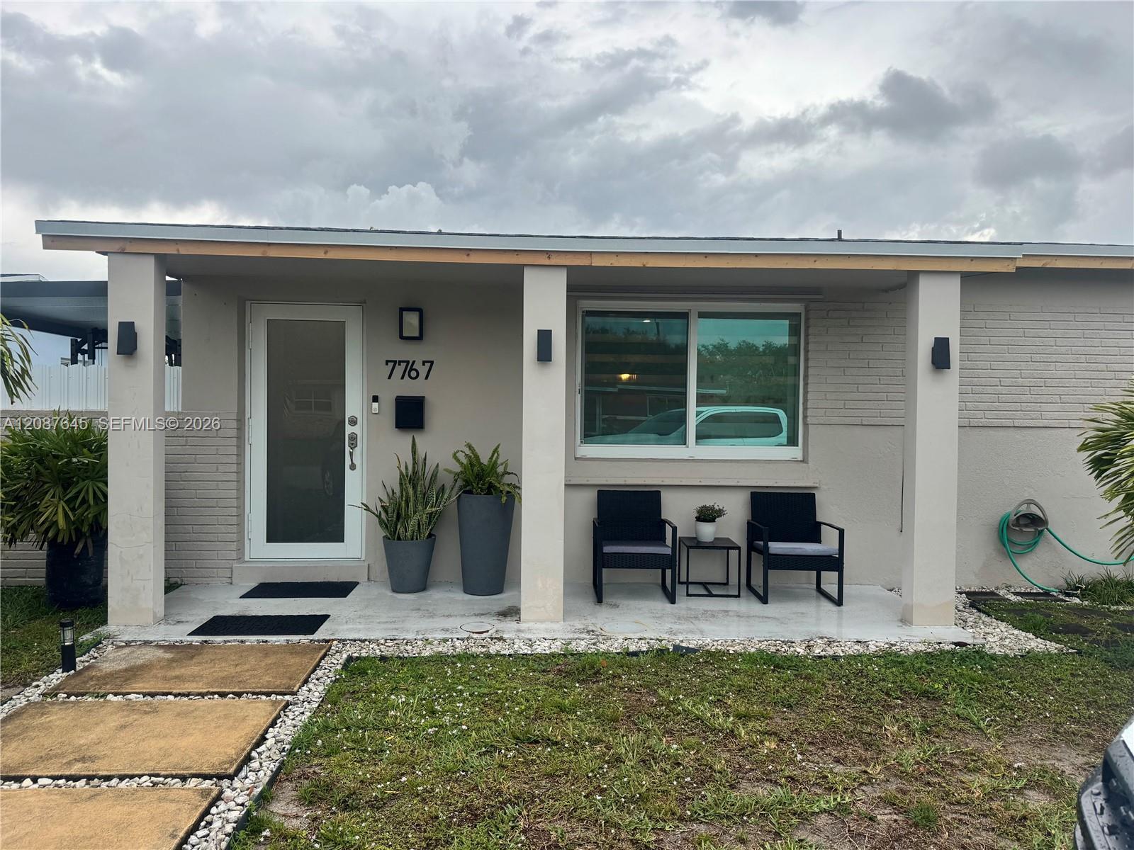 7767 Meridian St, Miramar FL 33023 photo 5