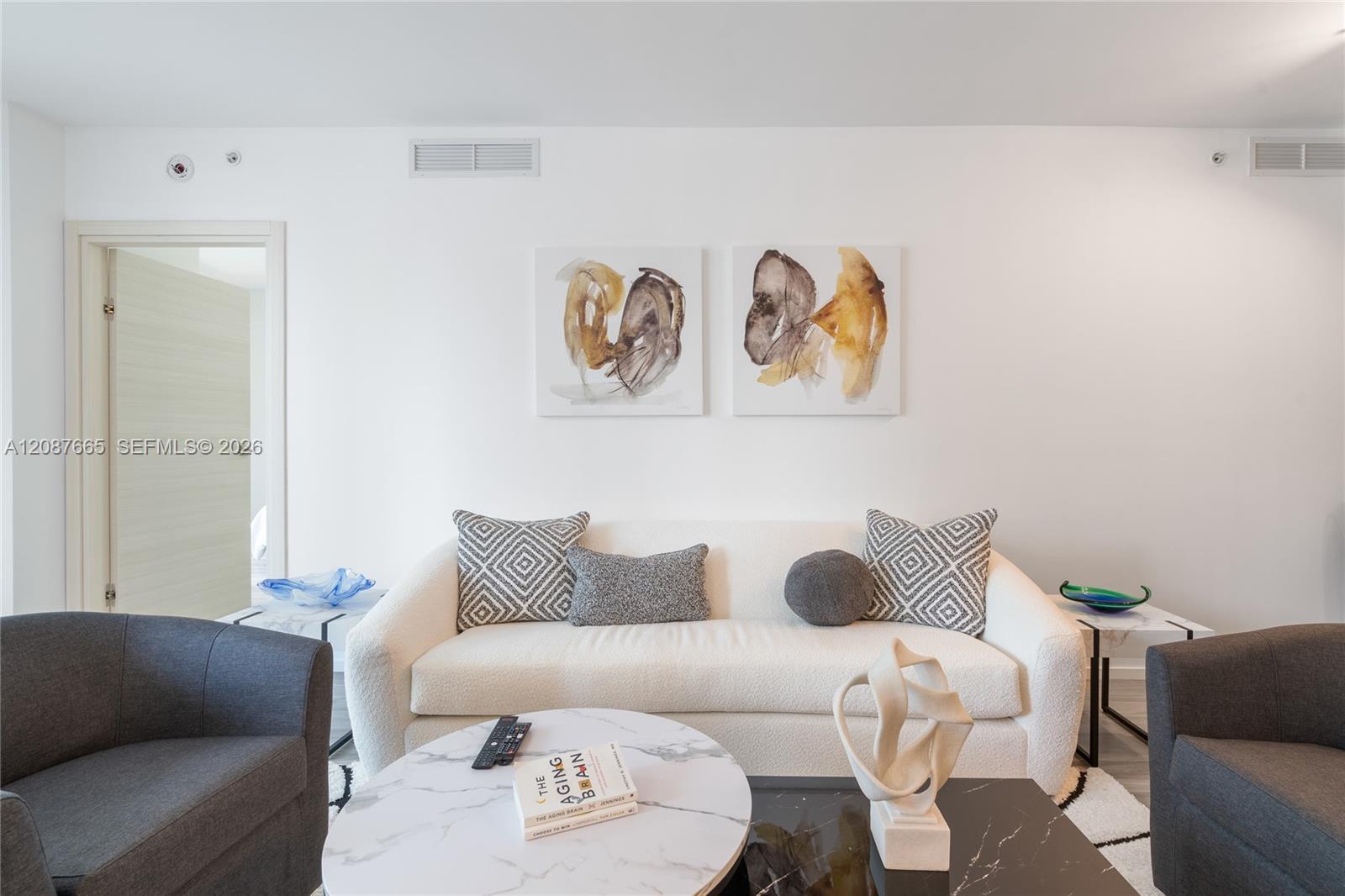 801 S Miami Ave # 1002, Miami FL 33130 photo 2
