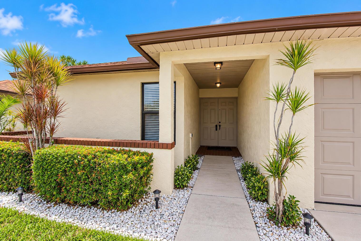 20970 CONCORD GREEN Drive, Boca Raton FL 33433 photo 2