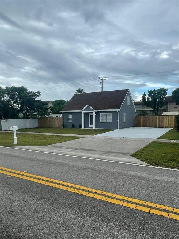 421 KIRK Road, Palm Springs FL 33461 photo 2