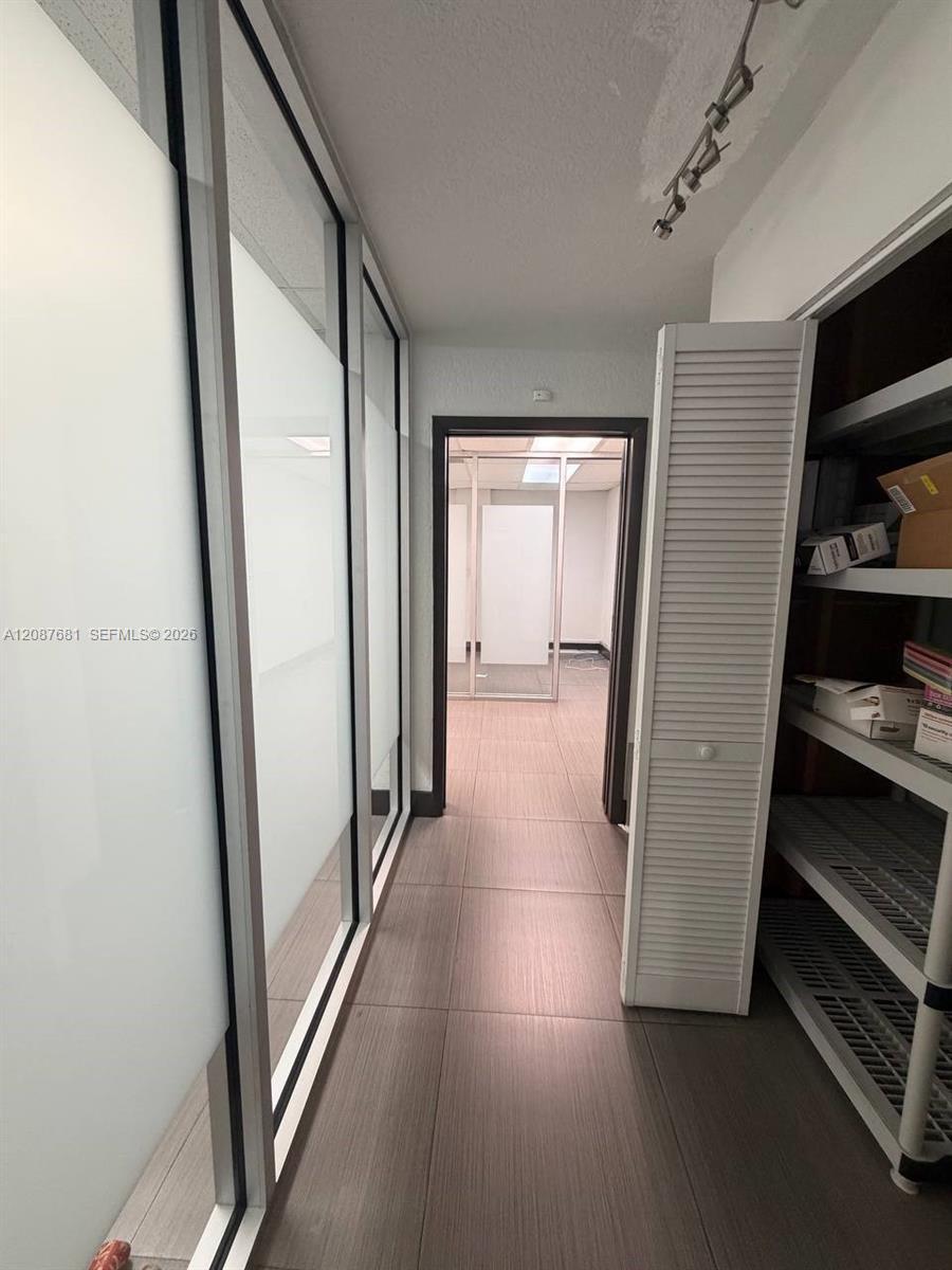 10850 NW 27th St, Doral FL 33172 photo 3