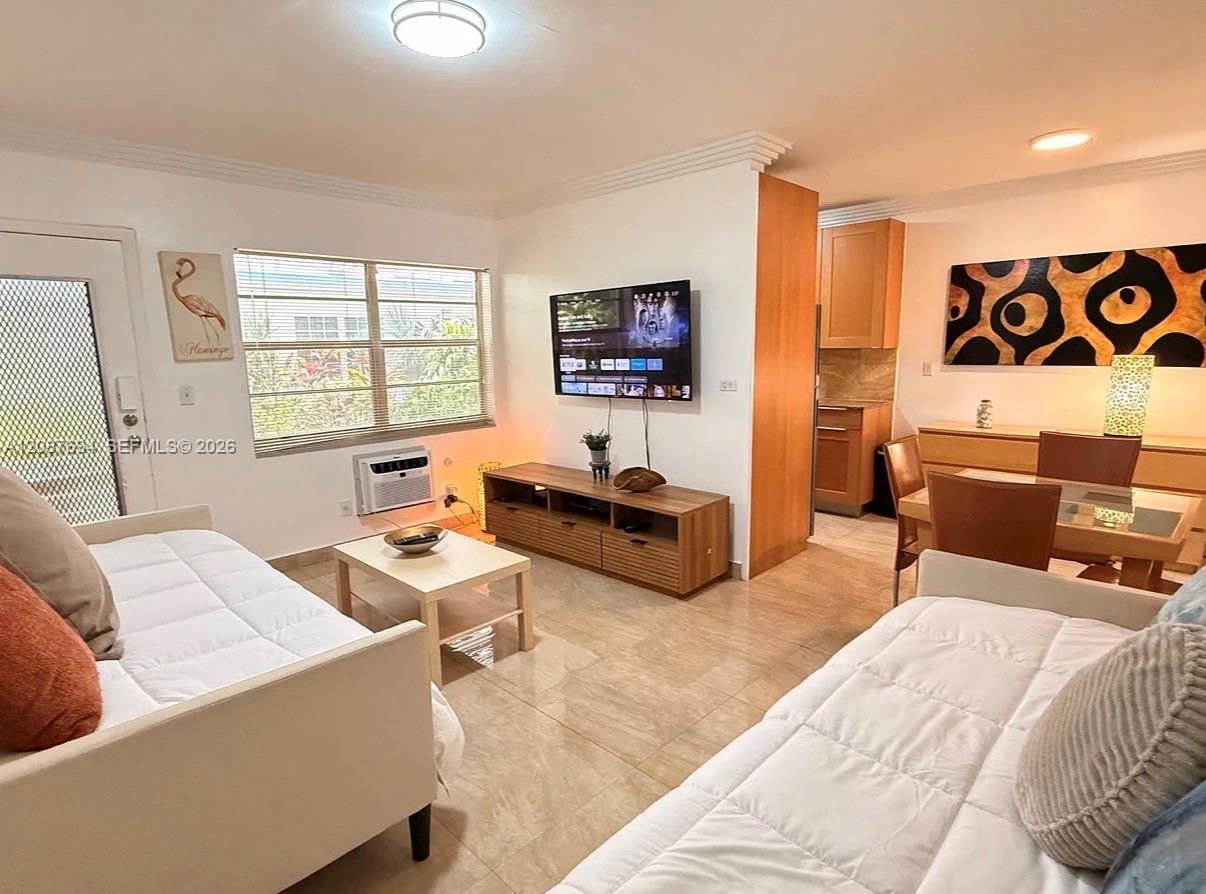 650 Pennsylvania Ave # 2, Miami Beach FL 33139