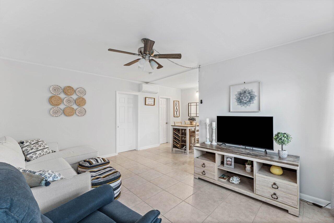 11 SW 4th Avenue Unit 6, Boca Raton FL 33432
