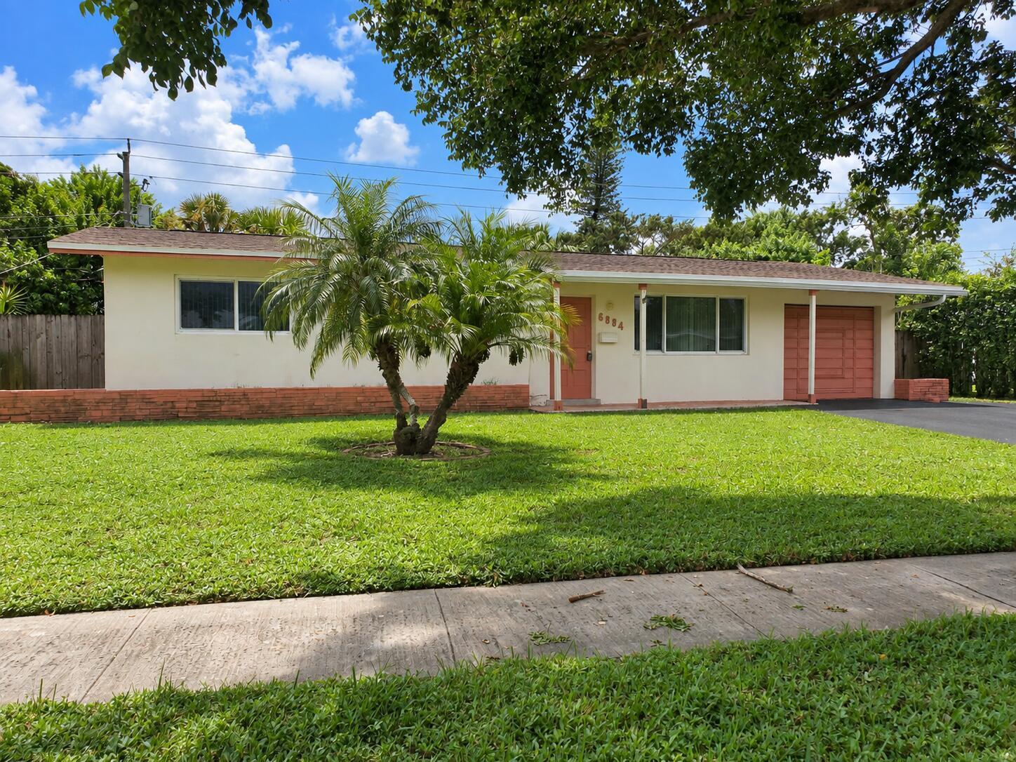 6884 NW 12TH Street, Plantation FL 33313 photo 2