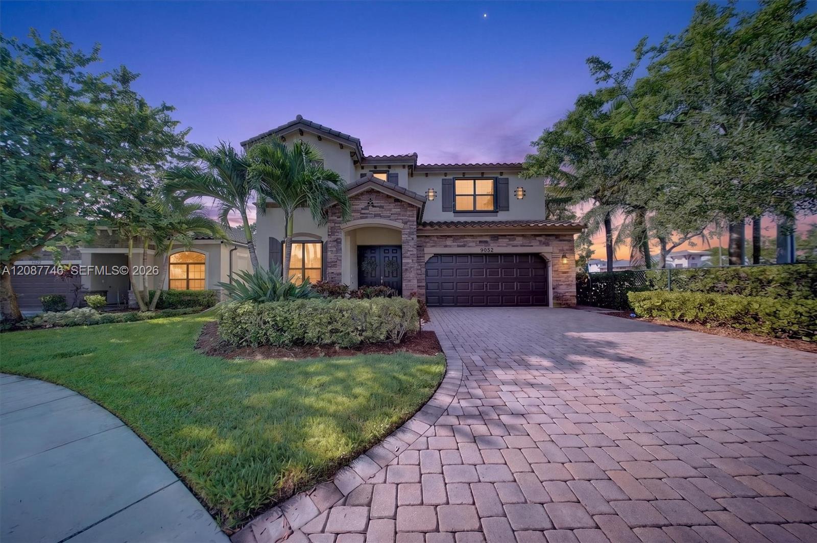 9062 Gulf Cove Dr, Lake Worth FL 33467 photo 2