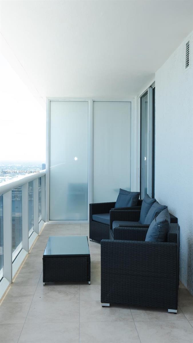1830 S Ocean Dr # 4003, Hallandale Beach FL 33009 photo 4
