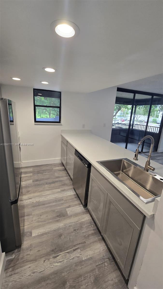 16220 NW 2nd Ave # 211, Miami FL 33169 photo 2