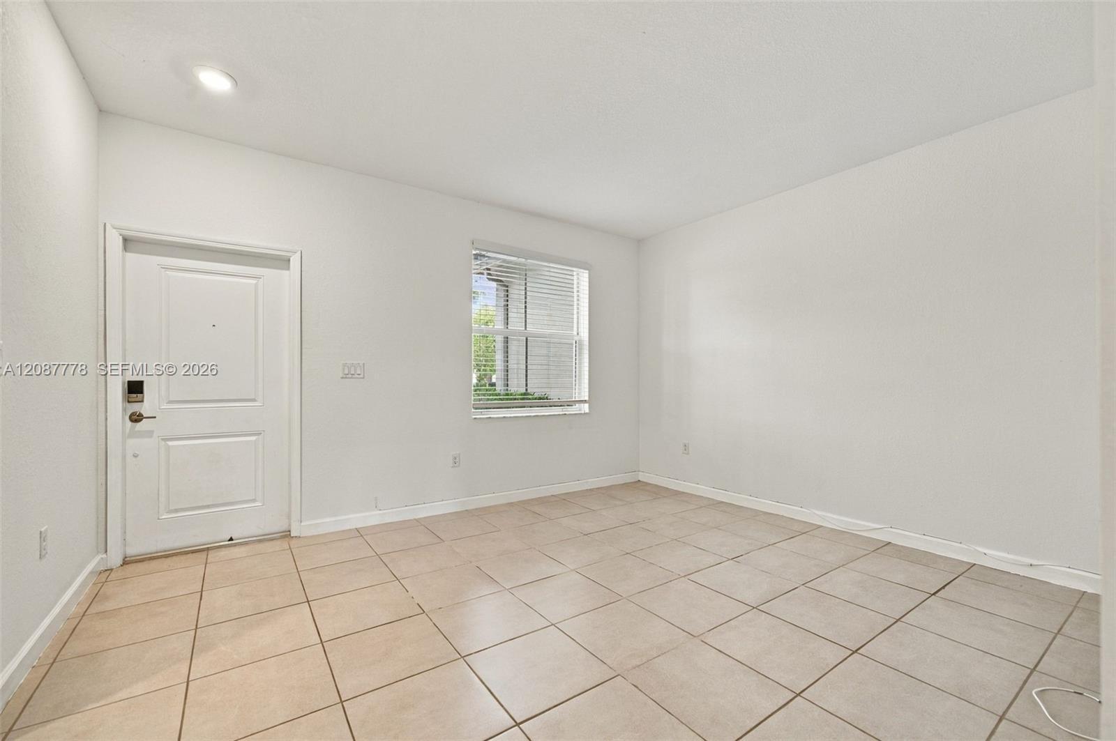 2708 SE 15th Ct, Homestead FL 33035 photo 4