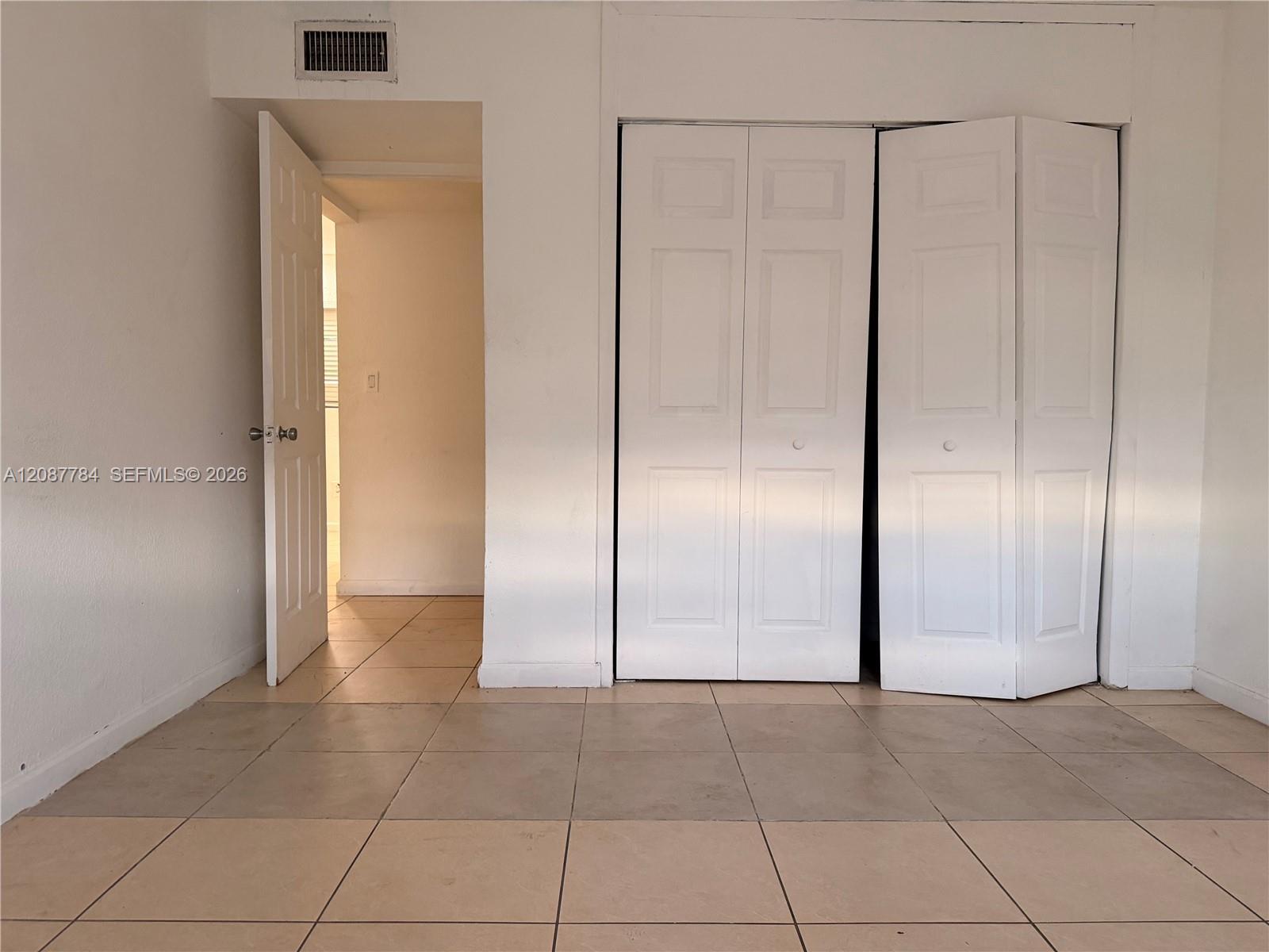 770 NE 128th St # 304, North Miami FL 33161 photo 2