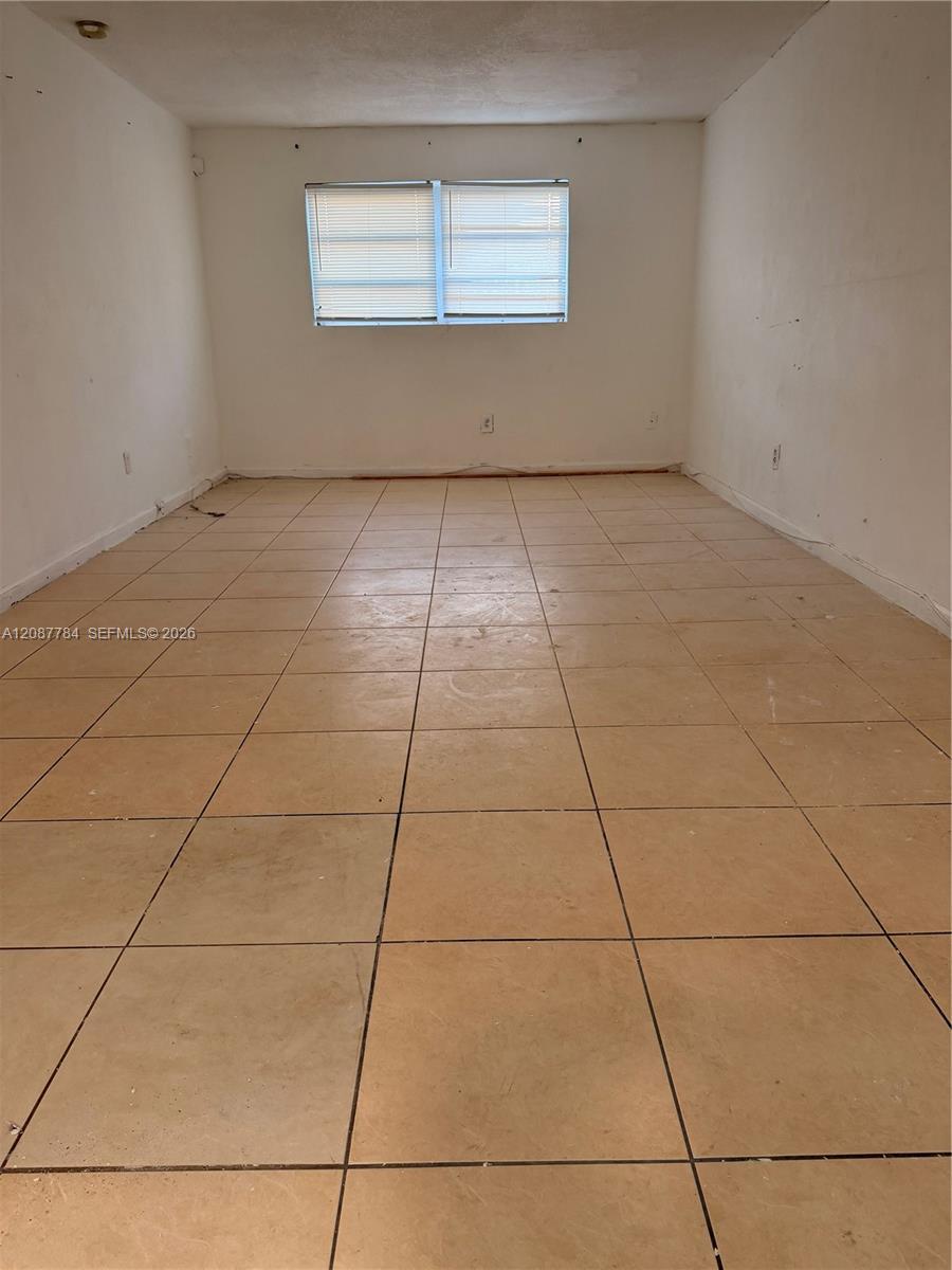 770 NE 128th St # 304, North Miami FL 33161 photo 4
