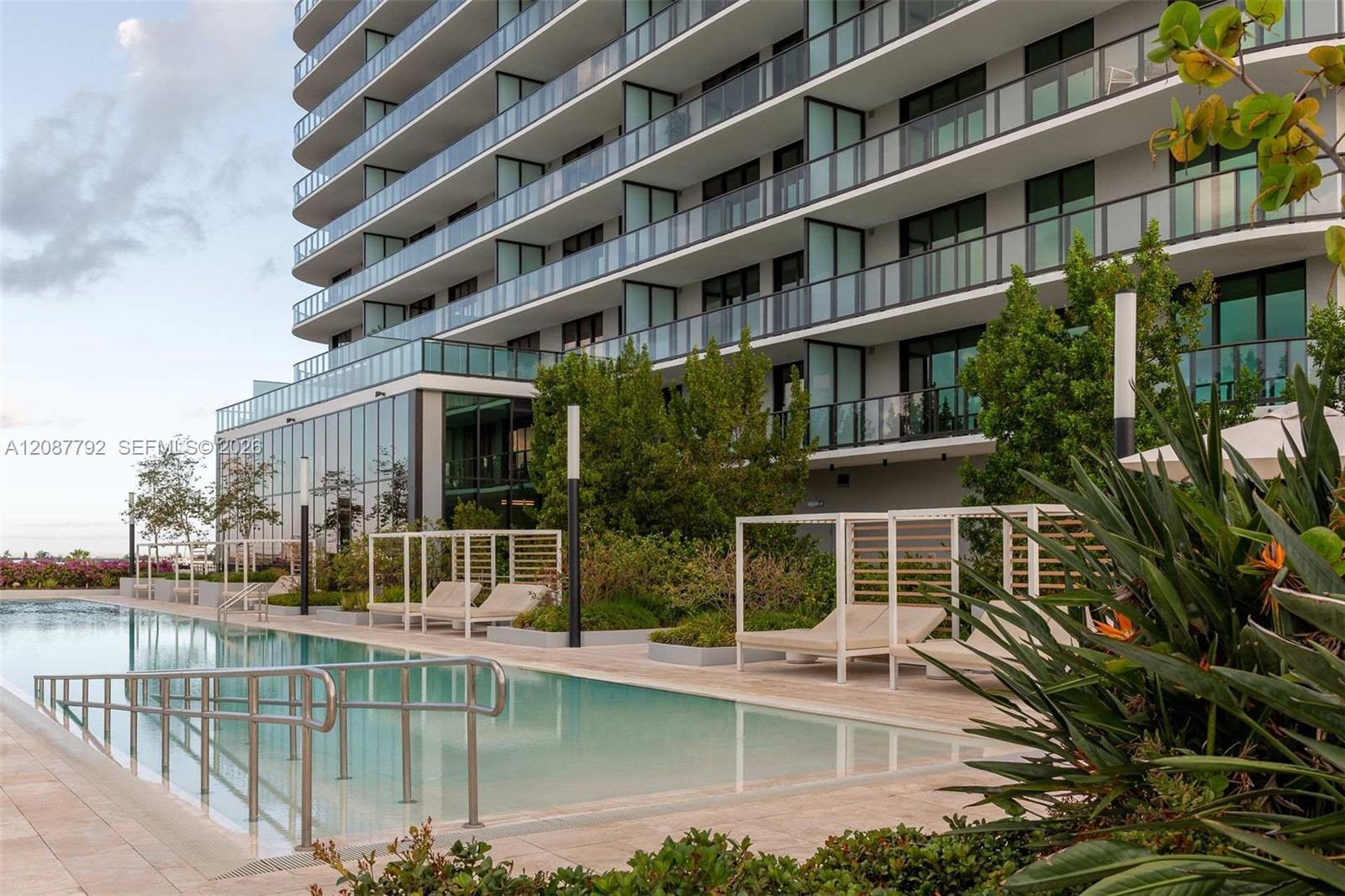 580 72 unit 1110 # 1110, Miami FL 33141 photo 5