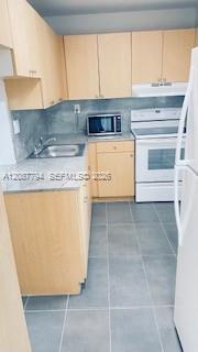 3626 NE 168th St # 303, North Miami Beach FL 33160 photo 5