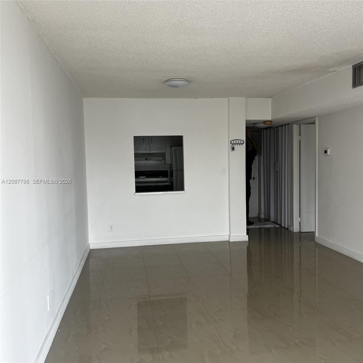 200 172nd St # 504, Sunny Isles Beach FL 33160 photo 2