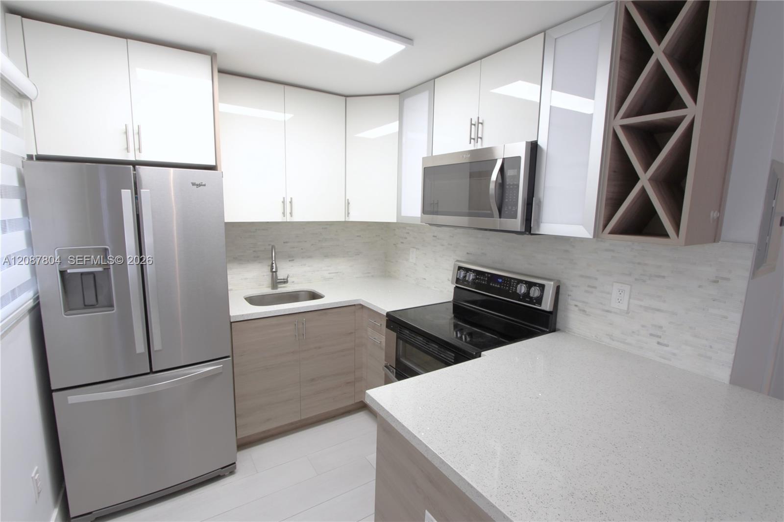 427 Santander Ave # 202, Coral Gables FL 33134 photo 3