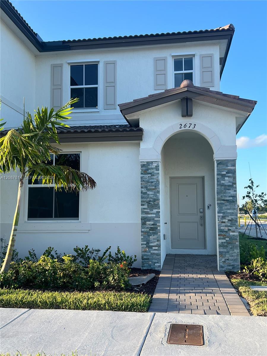 2673 SE 28th St, Homestead FL 33035