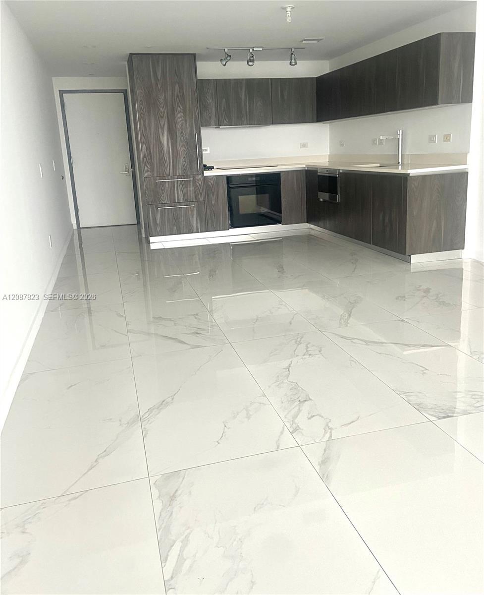 3131 NE 7th Ave # 1505, Miami FL 33137 photo 4