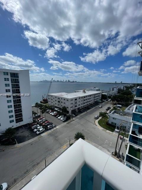 7501 E Treasure Dr # 9R, North Bay Village FL 33141 photo 5