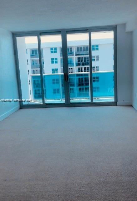 7501 E Treasure Dr # 9R, North Bay Village FL 33141 photo 4