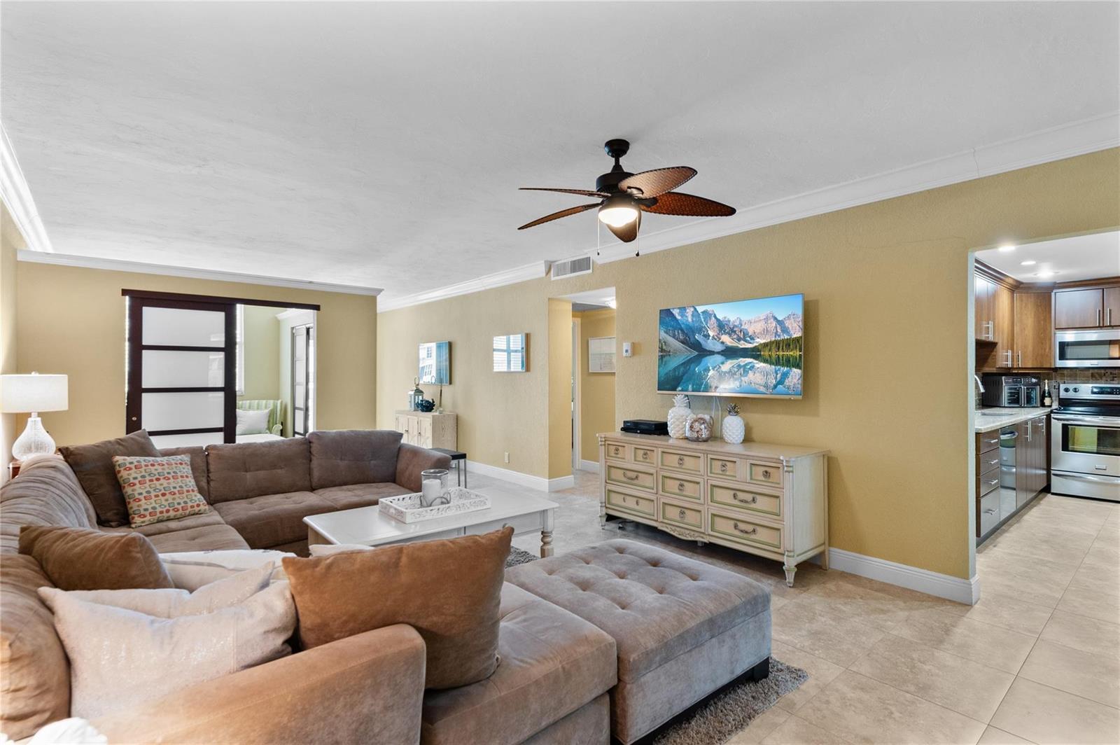 4250 GALT OCEAN Drive # 8L, Fort Lauderdale FL 33308 photo 2