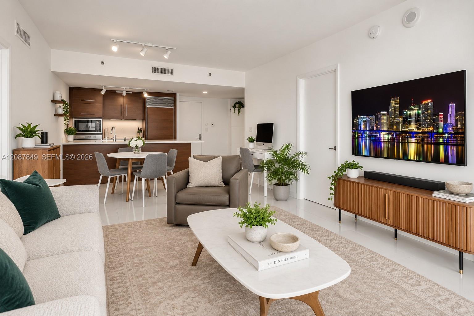 475 Brickell Ave # 3609, Miami FL 33131 photo 4