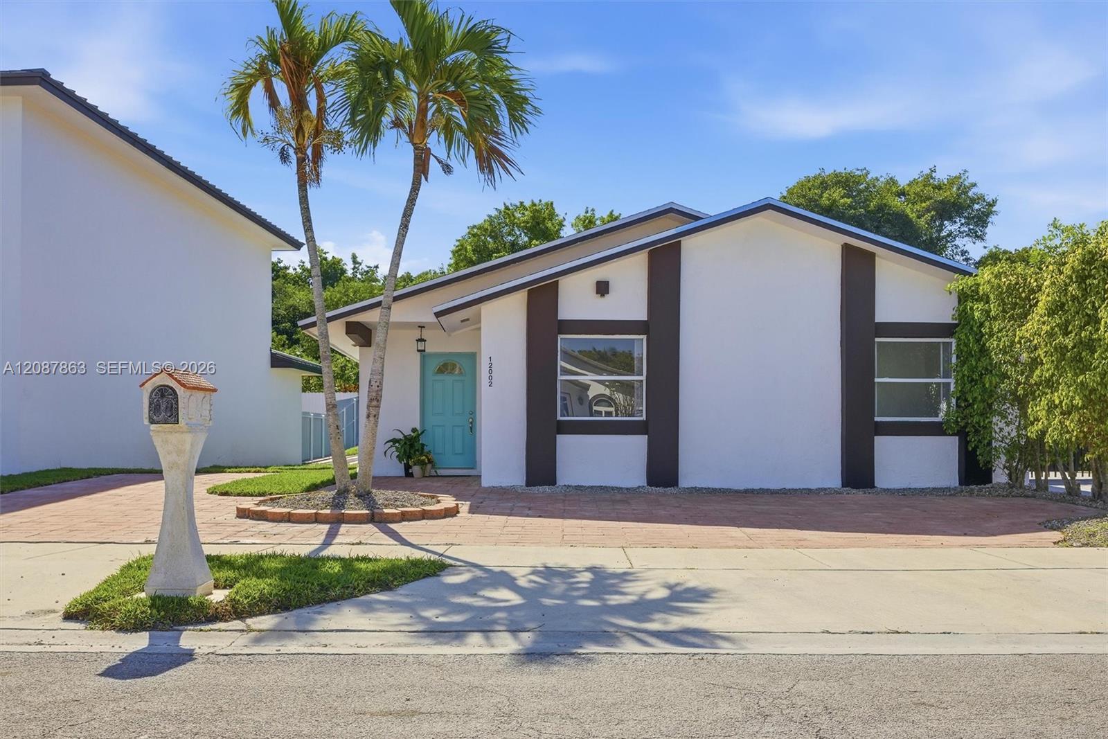 12002 SW 210th St, Miami FL 33177 photo 2