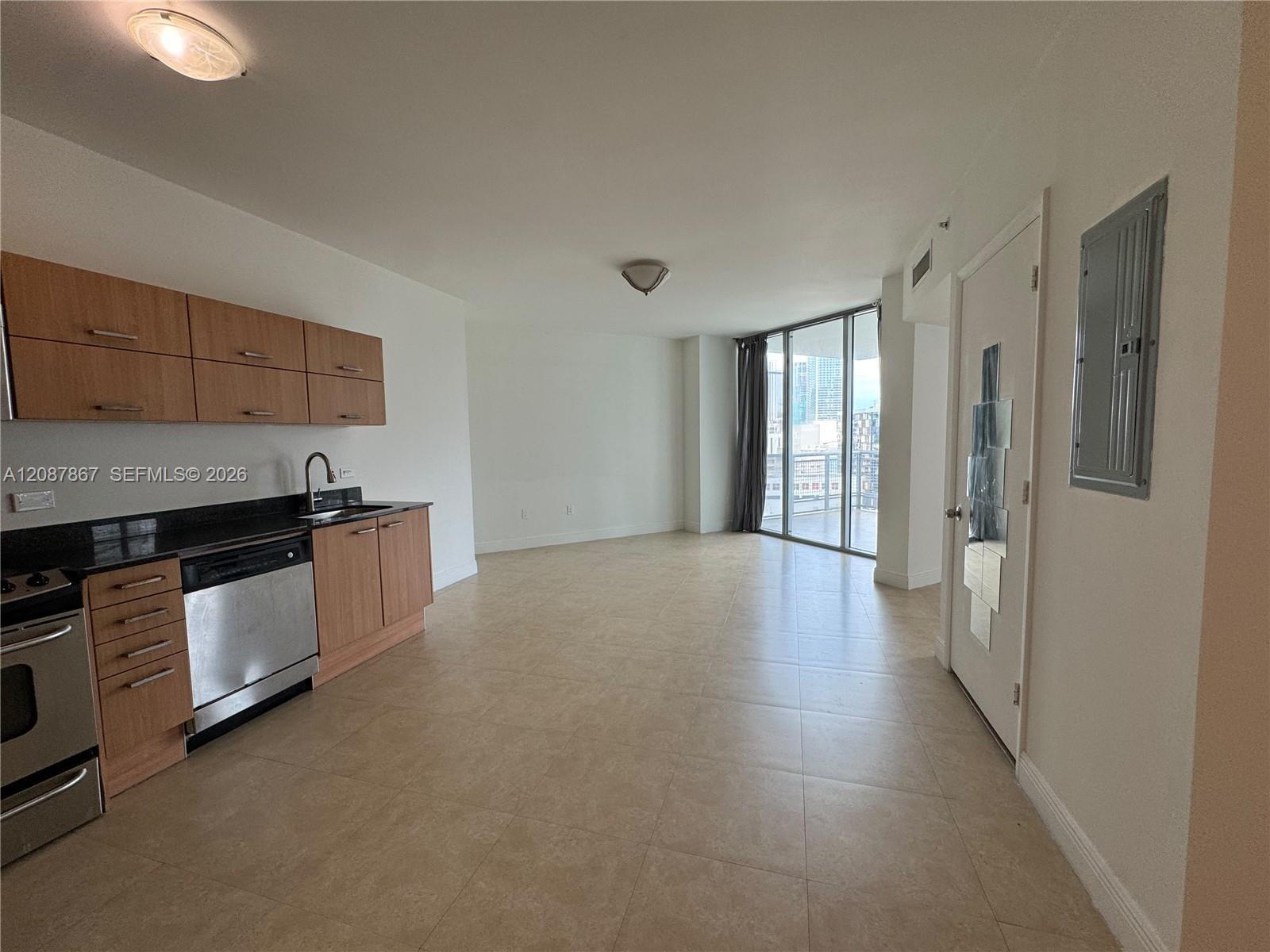 350 S Miami Ave # 1209, Miami FL 33130 photo 2