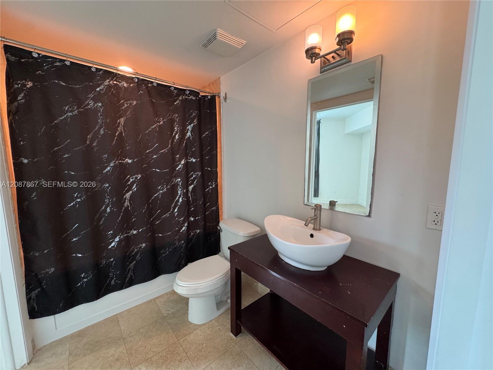 350 S Miami Ave # 1209, Miami FL 33130 photo 3