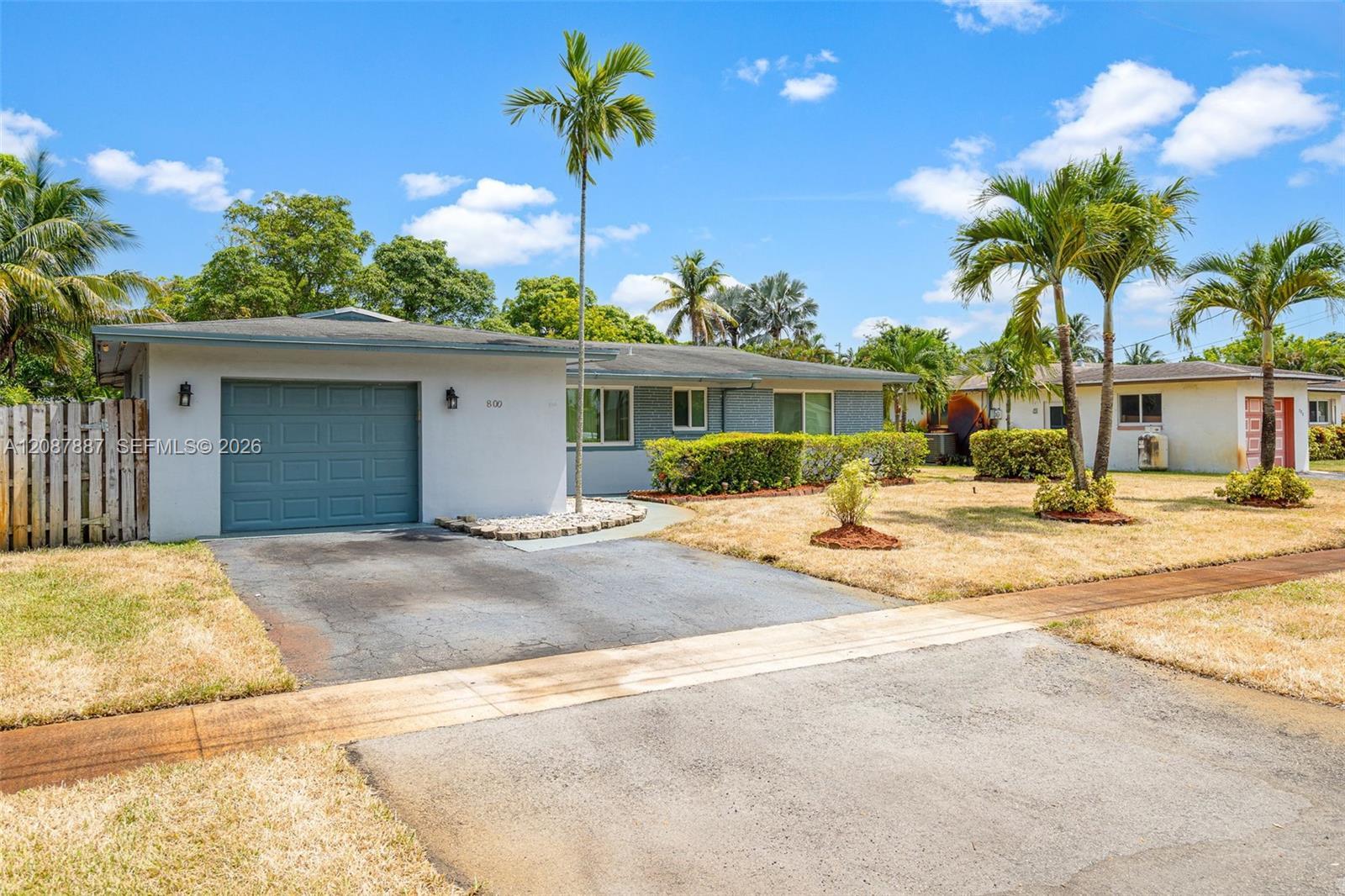 800 NW 48th Ter, Plantation FL 33317 photo 2