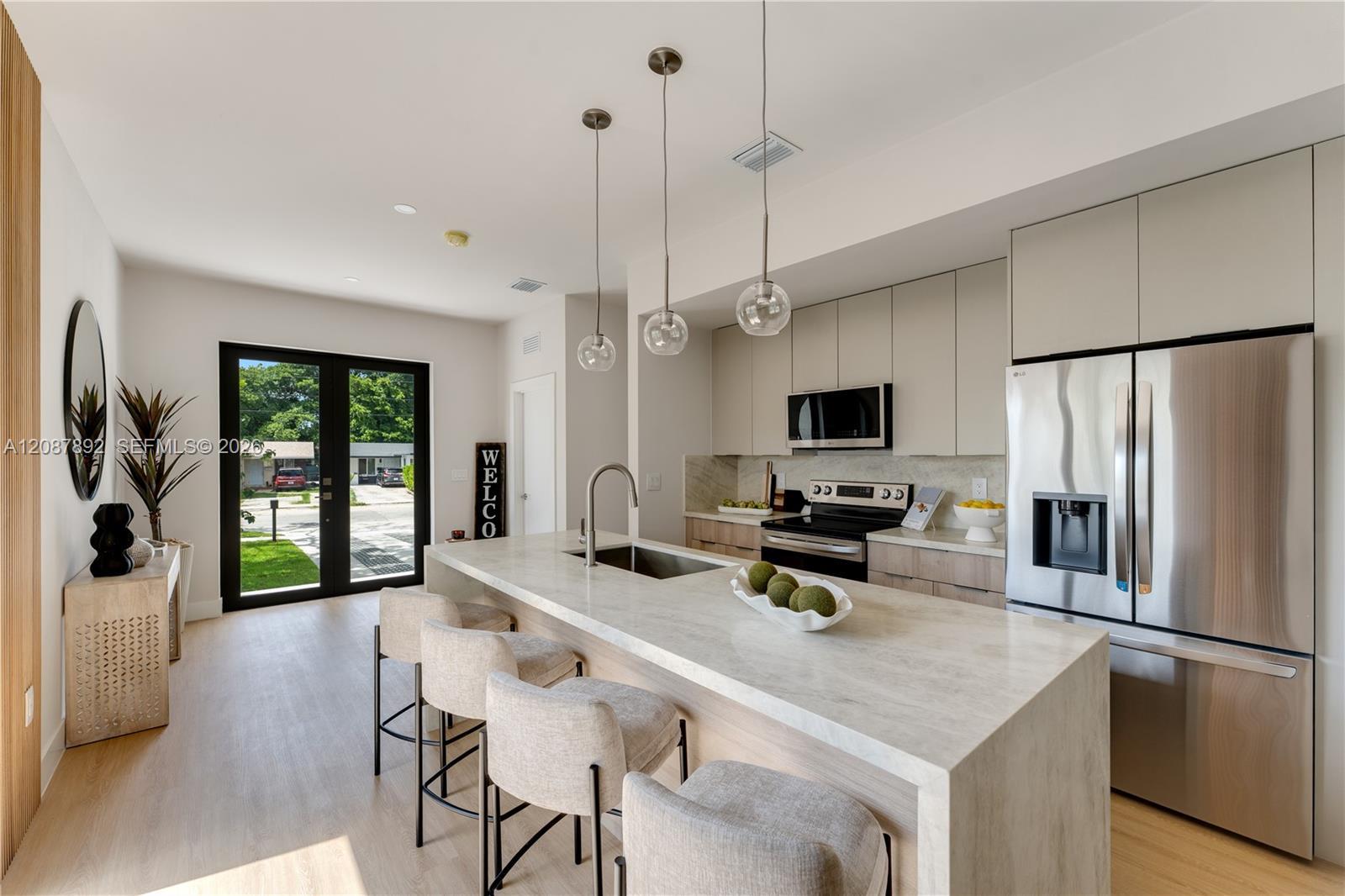 1917 NW 17th ST # B, Miami FL 33125 photo 3
