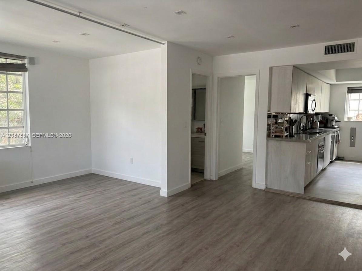 932 7th St # 932D, Miami Beach FL 33139 photo 2