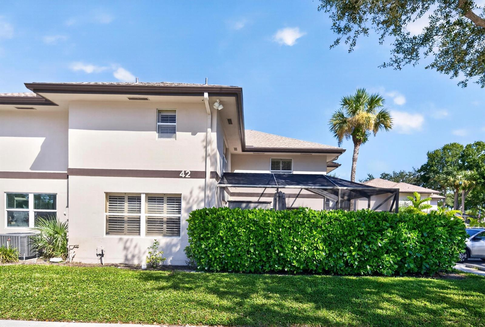42 Essex Court # B, Royal Palm Beach FL 33411 photo 2