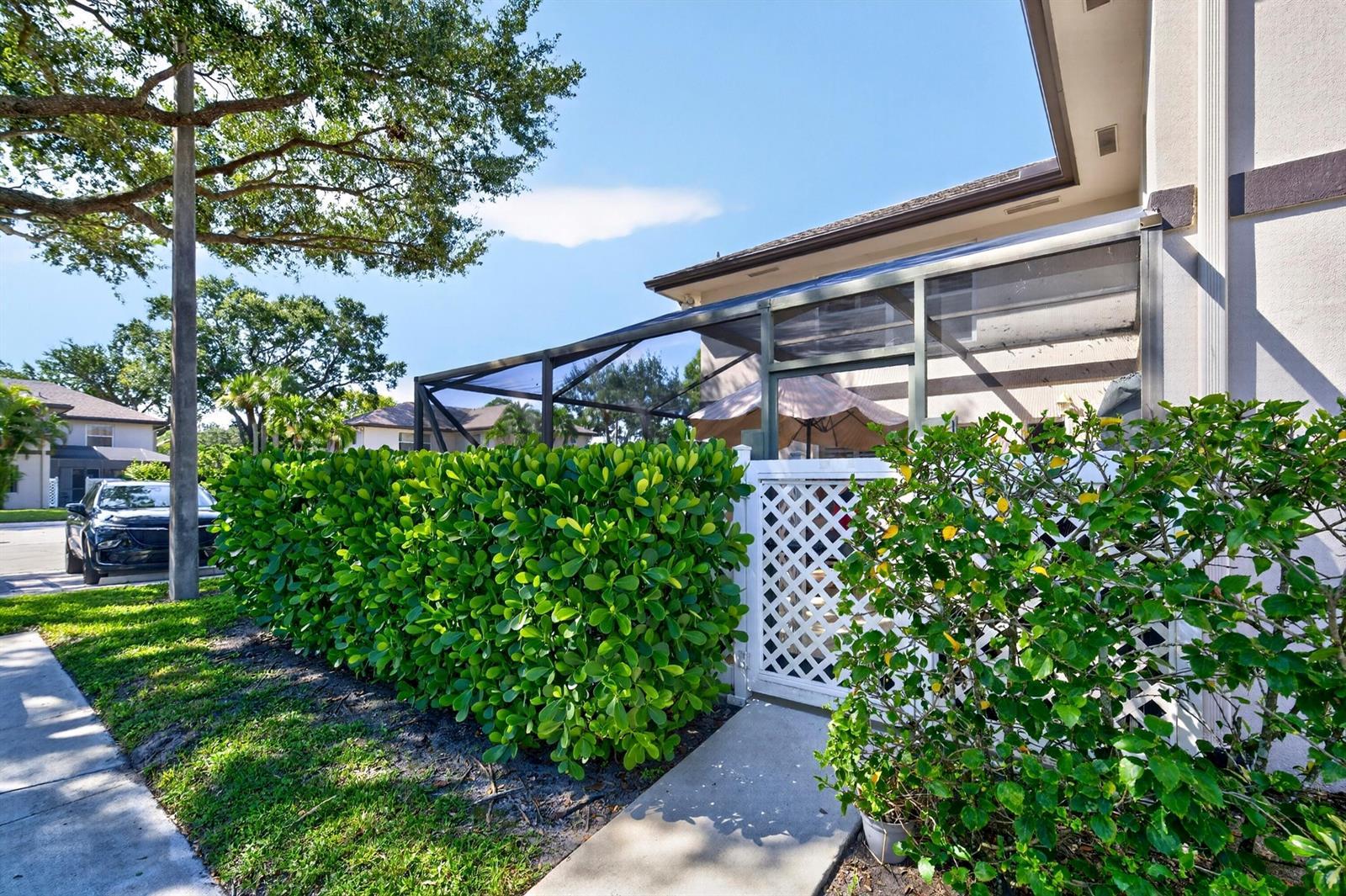 42 Essex Court # B, Royal Palm Beach FL 33411 photo 3