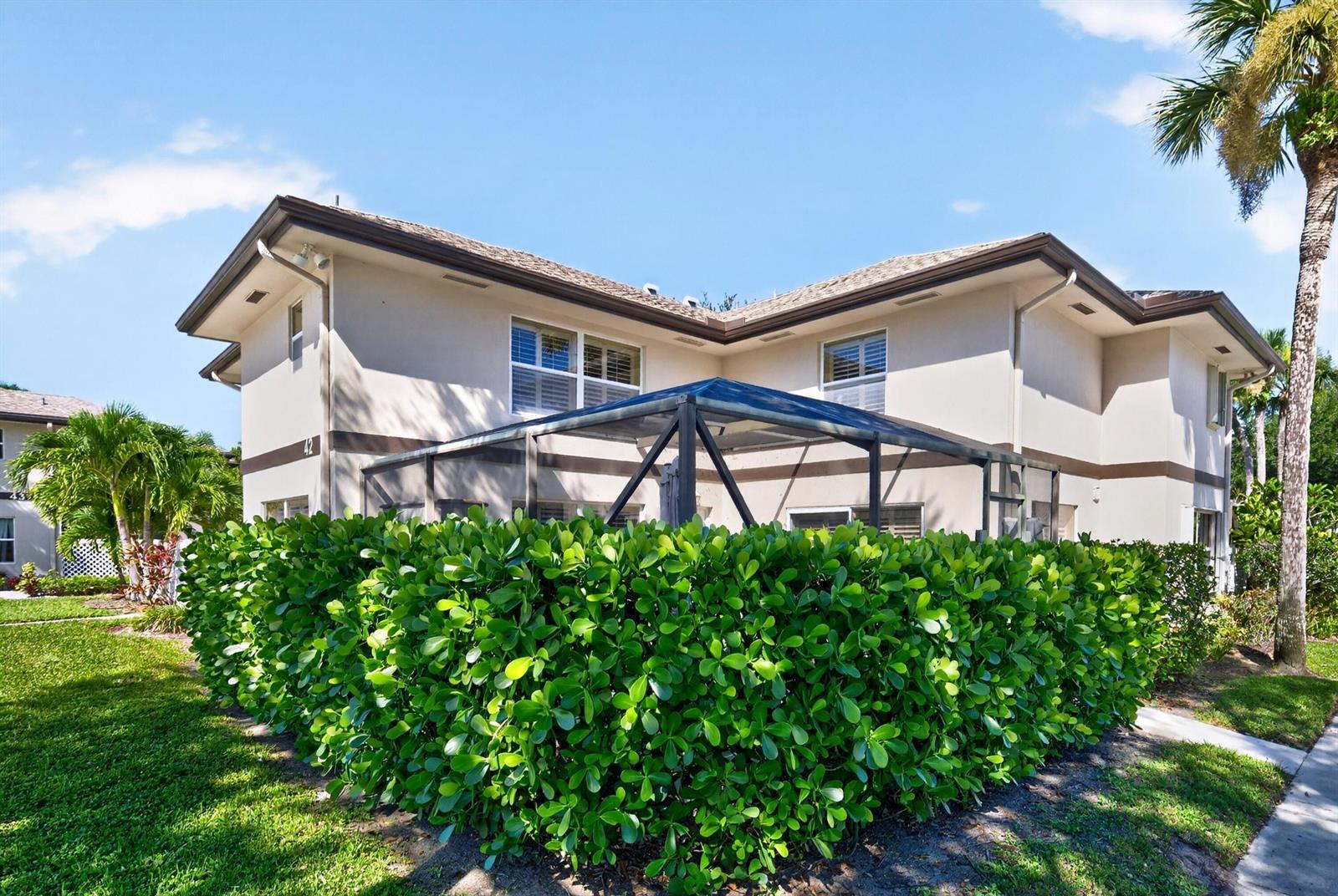 42 Essex Court # B, Royal Palm Beach FL 33411