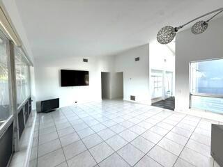 4411 NE 13TH Terrace, Oakland Park FL 33334 photo 4
