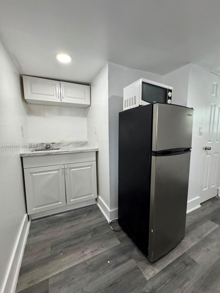 25 SW 10th St # 11, Dania Beach FL 33004 photo 3