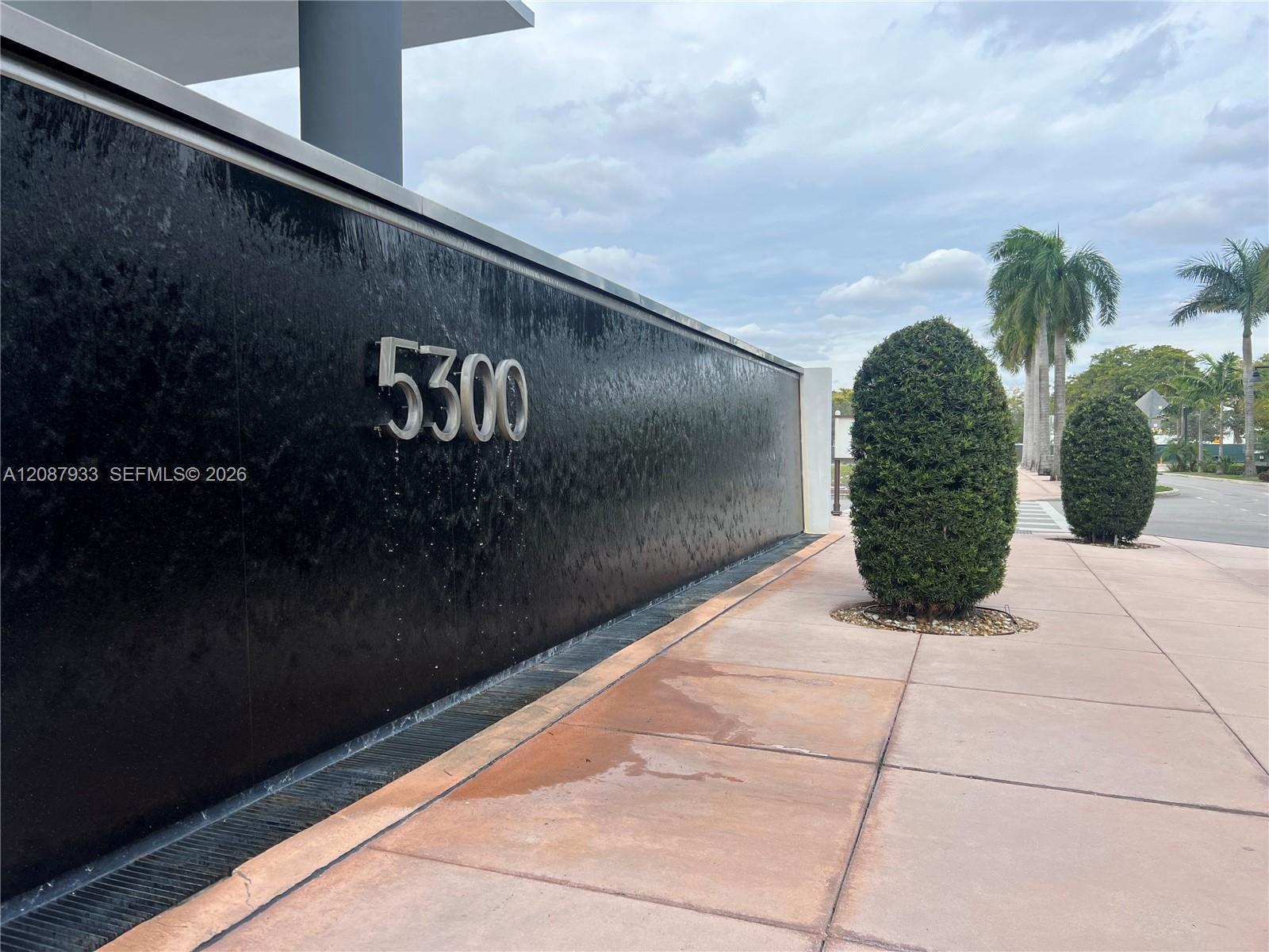 5300 Paseo Blvd # 711, Doral FL 33166
